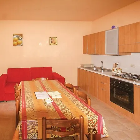 Two-bedroom Holiday In Monasterace Marina Rc Nyaraló *